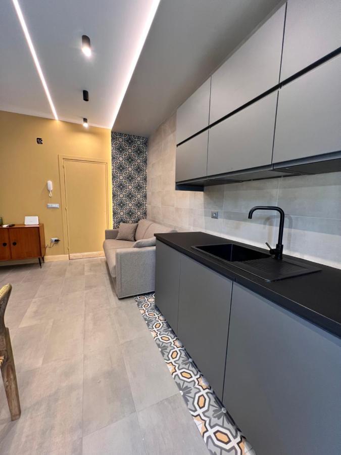 Appartamento Di Design A 30 Metri Dal Mare 알바아드리안티카 외부 사진